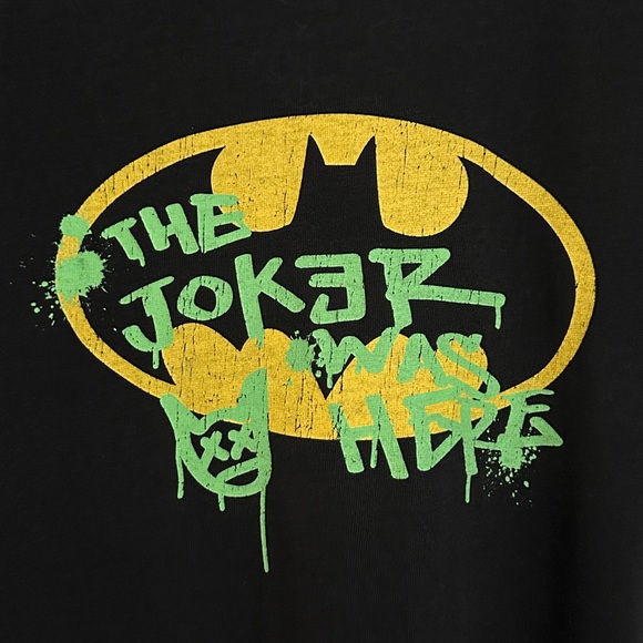 {Chaser} Boy's Batman Vs Joker Graphic Tee - Sz 14 🦇 - Picture 5 of 8